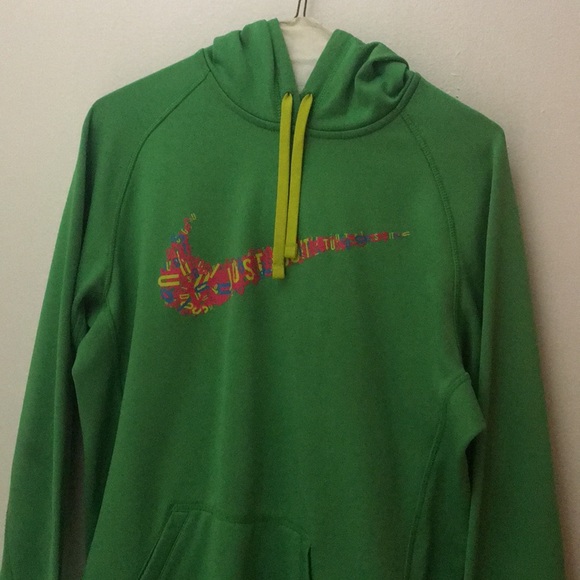 Green Nike sweatshirt - Picture 2 of 4